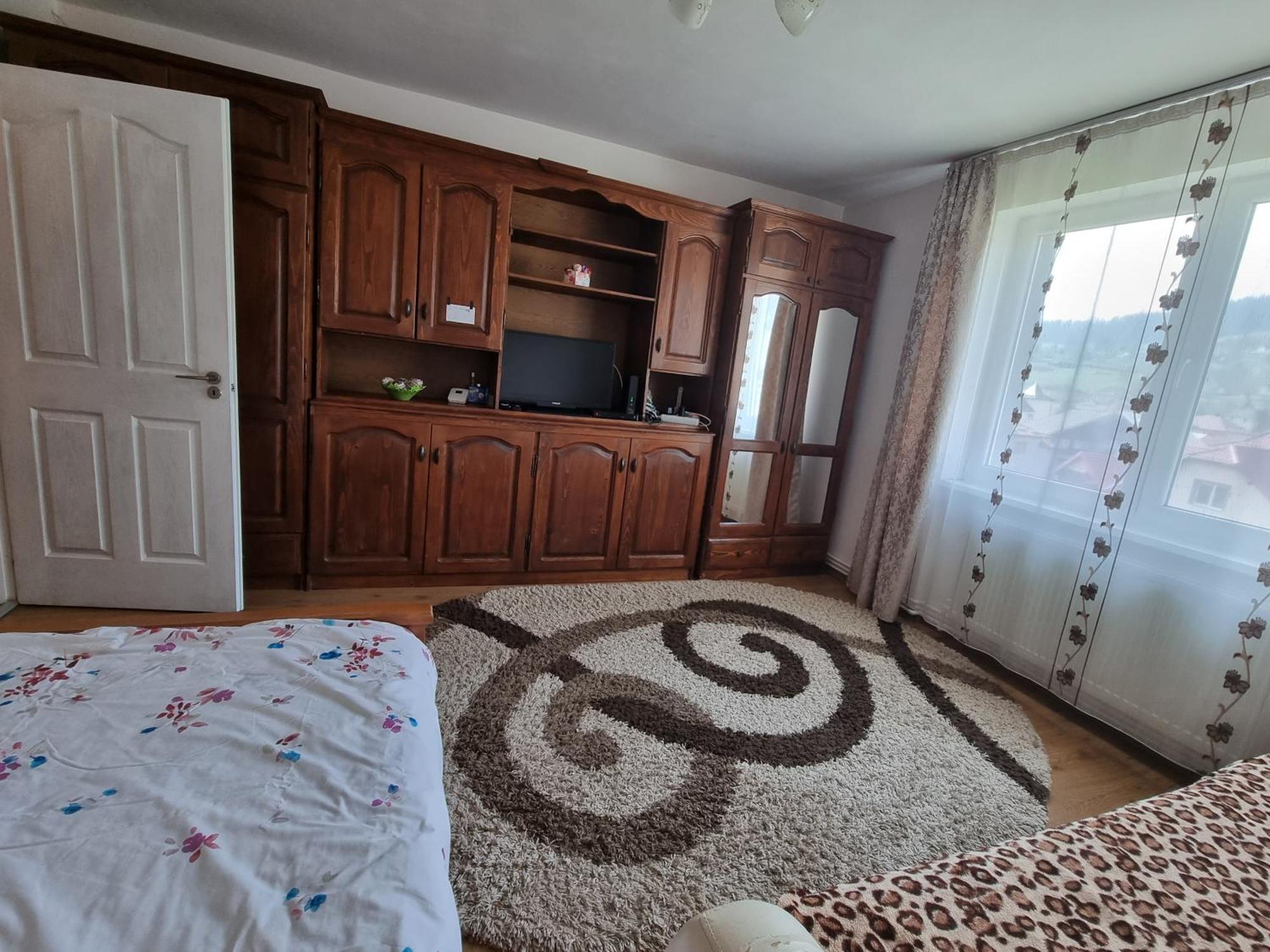 Garsoniera Emilia Apartment Campulung Moldovenesc Exterior photo